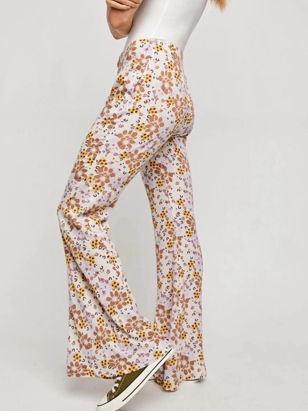 Free People "Can't Take My Eyes Off You" printed flare pants Size Medium
